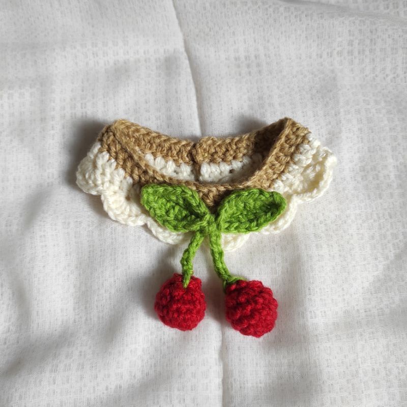 Cherry Collar (kalung kucing / anjing rajut)