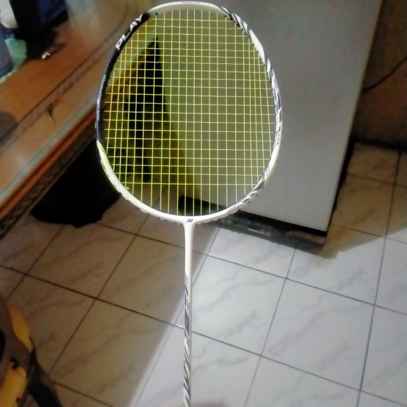 Raket Yonex Astrox 99play