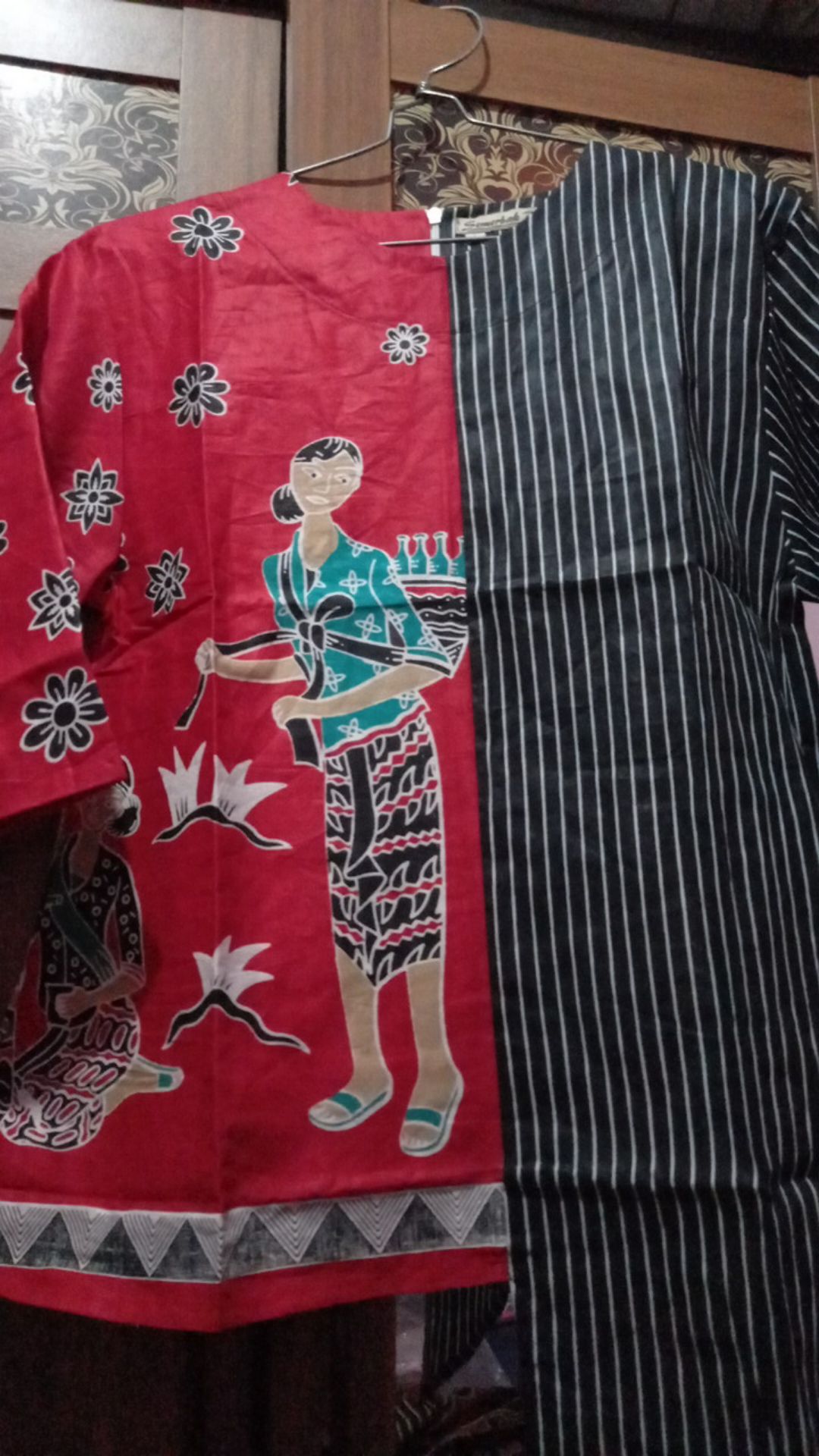 Atasan Batik Dolby Dolbi Dobby Doby Tenun Sutra Tulis Halus Katun Atbm Baron ,sarombit Atasan