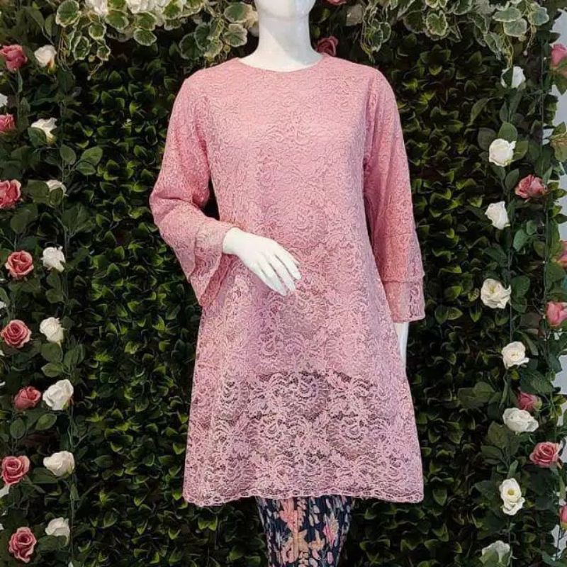 real pict | ATASAN SAJA • KEBAYA TUNIK BROKAT MODERN