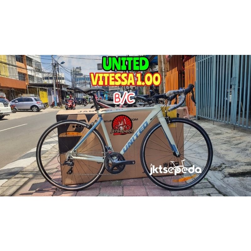 Sepeda Balap United Vitessa 1.00
