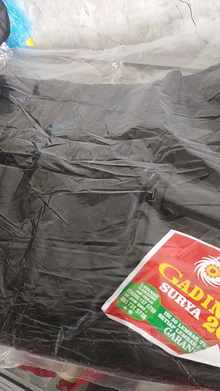 Kantong Plastik Kresek Hitam/merah Besar