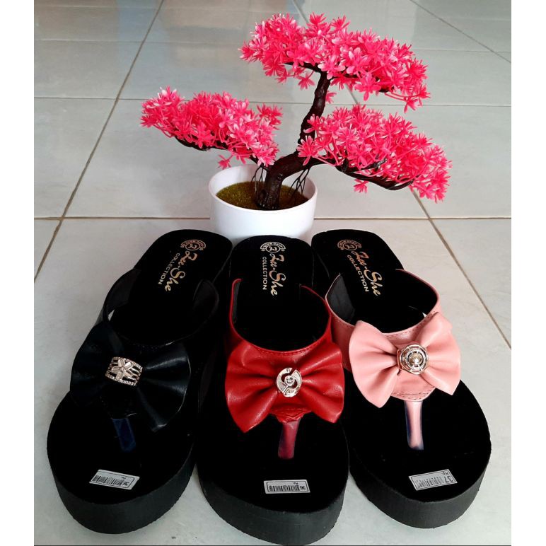 Sandal Spon Wedges ZS-01 Nabila Wanita Terbaru