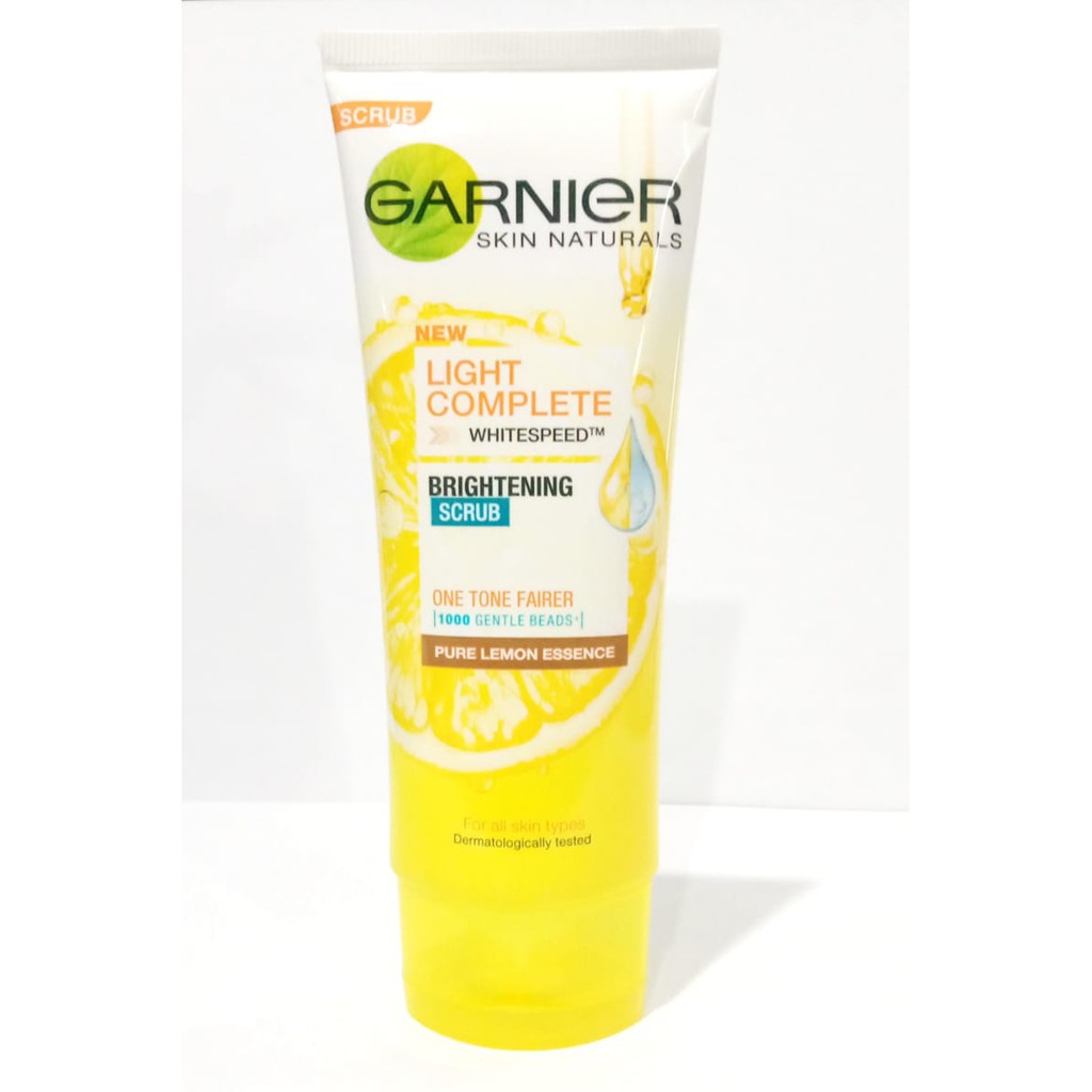 Garnier Light Complete Brightening Scrub