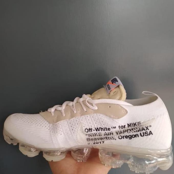 Sale Terlaris  SEPATU NIKE VAPORMAX OFF WHITE