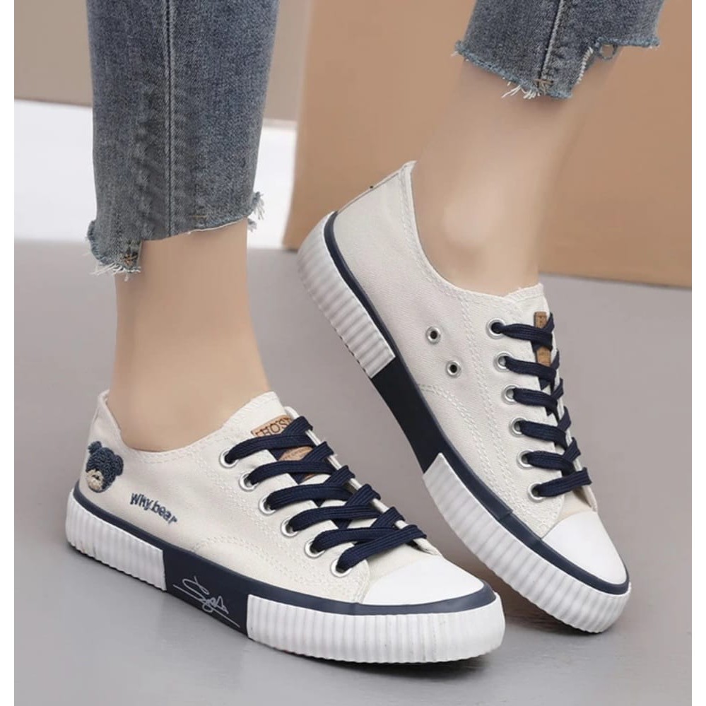 JS_Sepatu Wanita Sneakers Beruang AS167