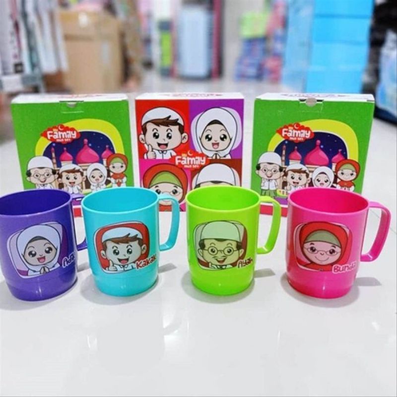 MUG SET CANGKIR FAMILY 4 PCS