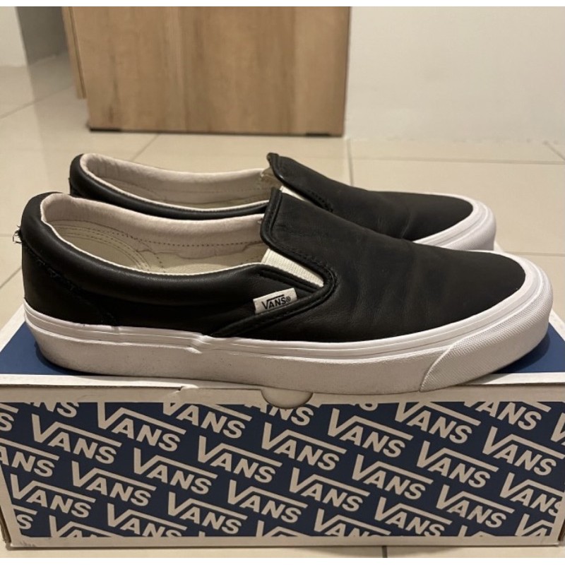 vans slip on vault og leather