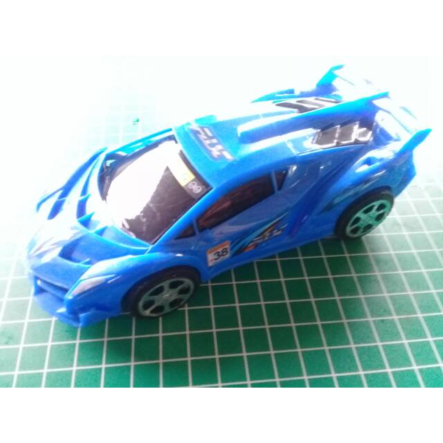 Mainan Mobil Lamborghini PullBack  (17x7cm)