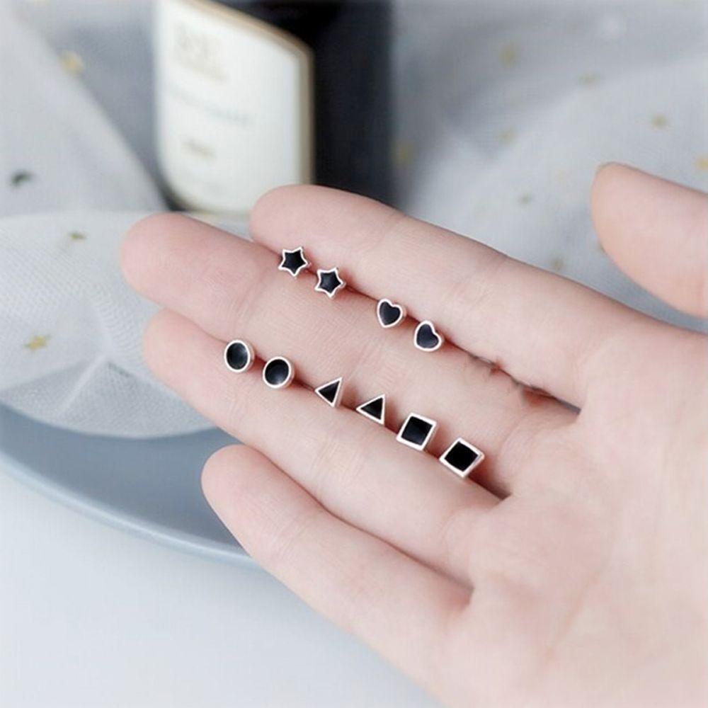 Needway Anting Jantung Perempuan Kepribadian Retro Keren Geometris Hitam Tampan Fashion Perhiasan