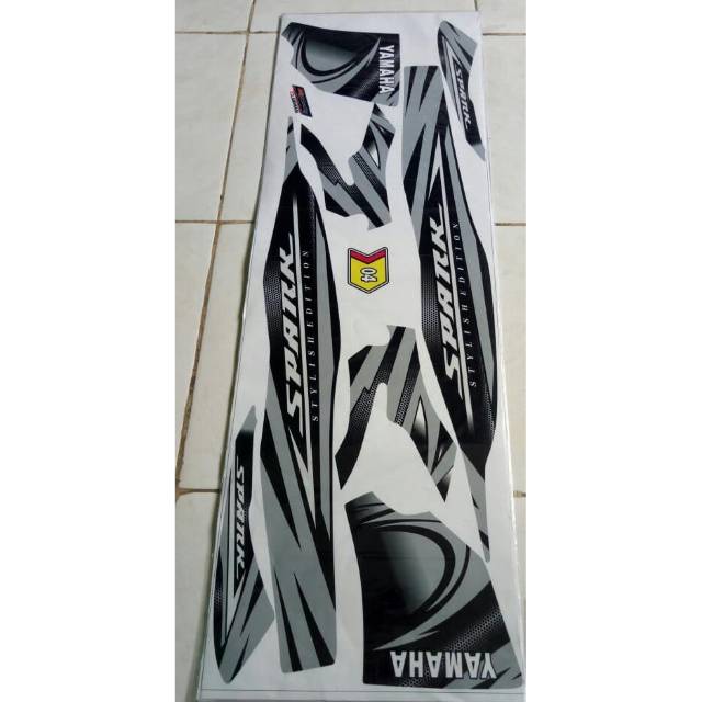 Striping Sticker Variasi Yamaha Jupiter z 2005-2009 motif spark garis