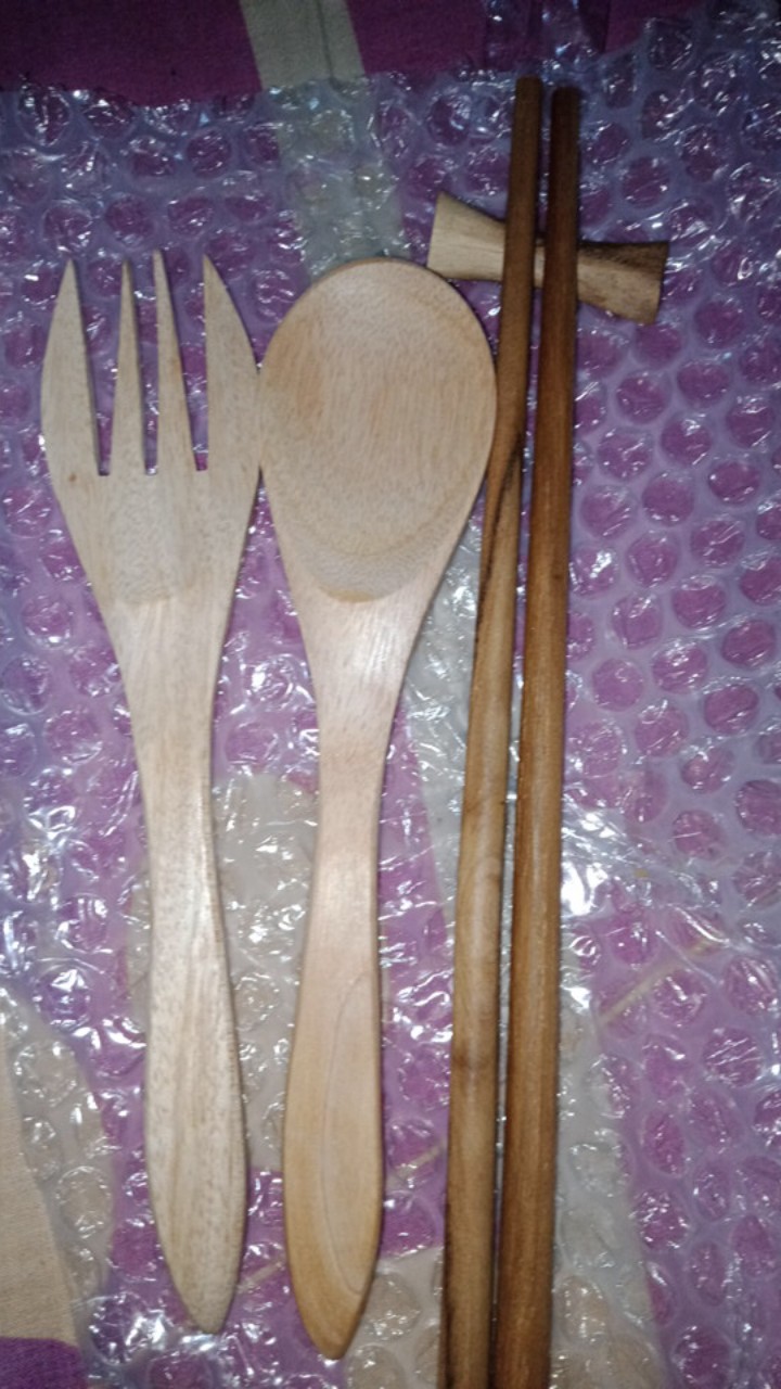 Sendok + Garpu + Sumpit