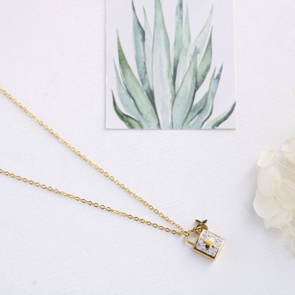 Kalung gembok titanium kore fashion anti karat