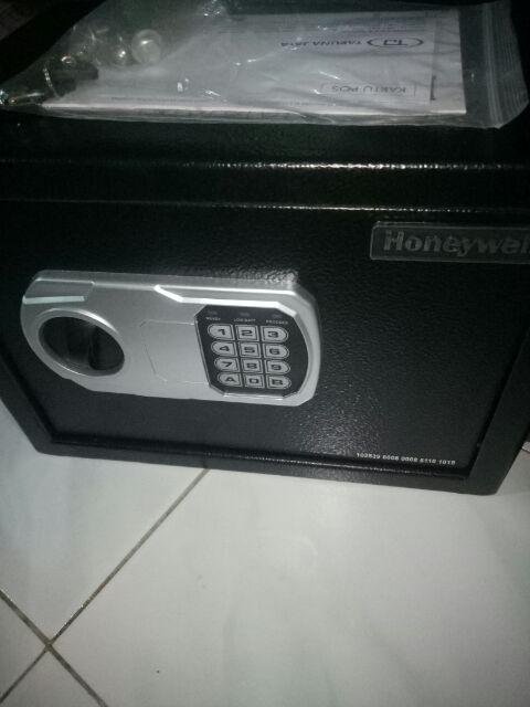 Digital  Brankas  Baja  Honeywell 5110 Ekonomis Dan Murah