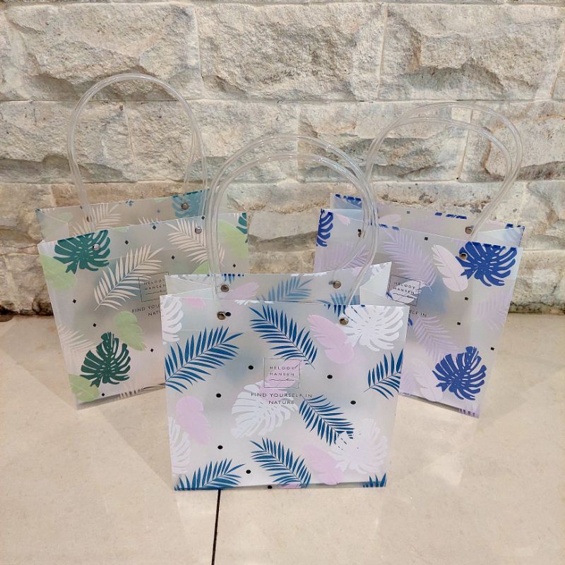 

TAS MIKA PREMIUM / TAS HAMPERS / Goodie Bag Mika Motif (Premium)