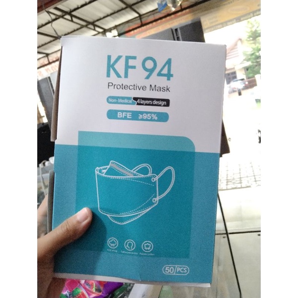 Spesial Promo 9.9 Masker KF94 / KF 94 KN95 Dewasa Putih Hitam 50 Pcs Box 10 Pcs Sachet Dus