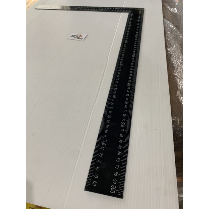 Siku L Tukang Penggaris Besi Plat Tebal Jumbo Hitam ATS 24&quot; 60 x 40 cm