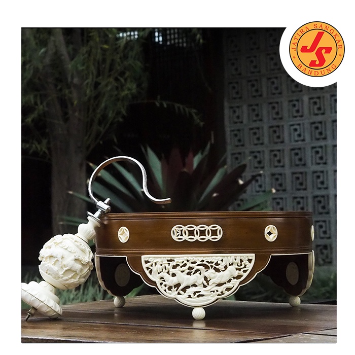 Tebok Sangkar Lovebird LB Kayu Bambu Motif Macan Putih