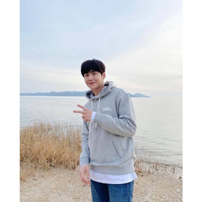 Wml hoodie kim seon ho - navy ver.