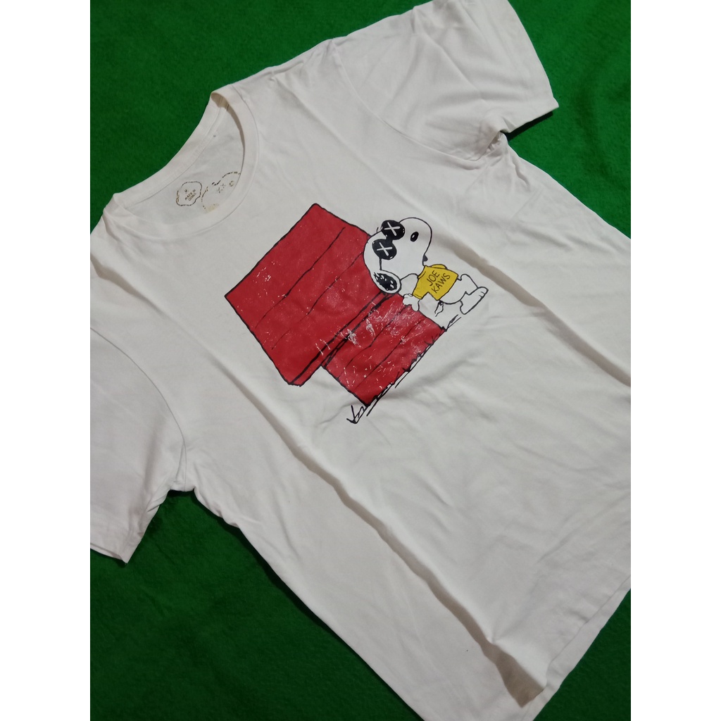 T Shirt Uniqlo X Kaws X Peanuts