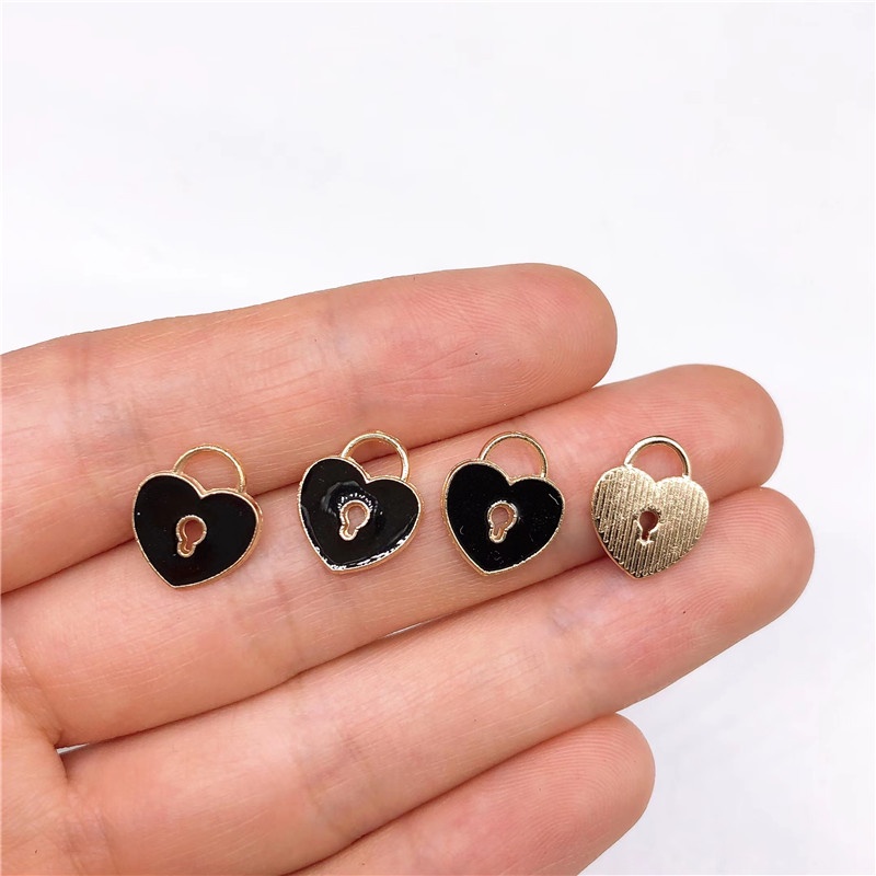 4 Pcs Liontin Kalung Alloy Model Kupukupubunga 30 Model Warna Hitam Untuk Wanita Charms