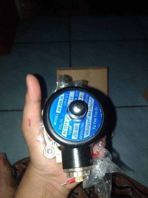 Keran Kran Air Oil Minyak Gas Electric Solenoid Water Valve Listrik 220v 3/4 Inch - 2w-200-20