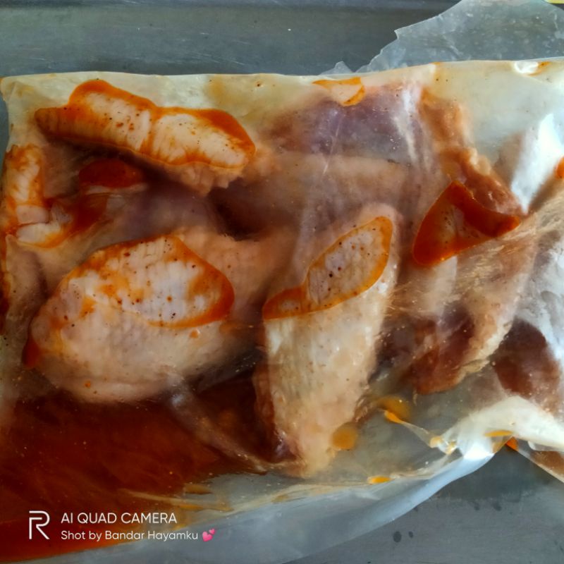 

MARINASI 500G MIDLE /SAYAP/WINGSTIK BUMBU SPESIAL