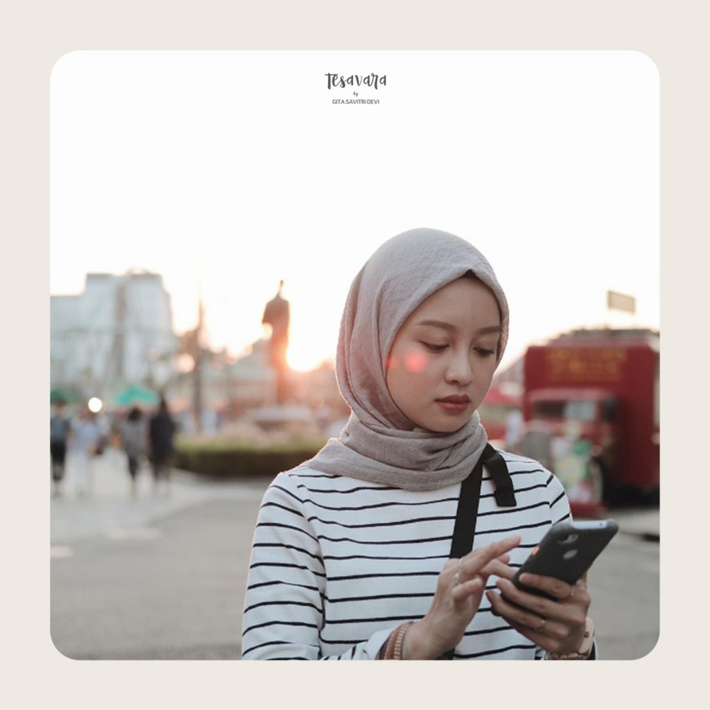 Tesavara | Cotton Fiber | Jilbab Wanita Segiempat