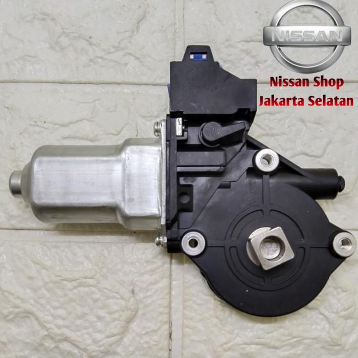 Motor Regulator / Power window Nissan Grand Livina