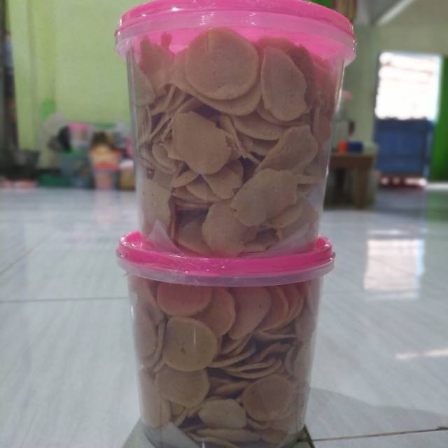 

Getasan / kemplang /kerupuk getas / kerupuk kemplang kemasan 500gr toples (berat termasuk toples)