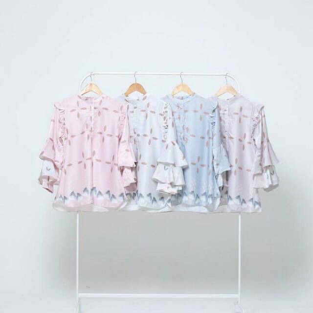 SELENA BLOUSE WEARING KLAMBY ( PO )