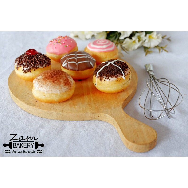 

Donat pemium homemade size small (1box isi 12)