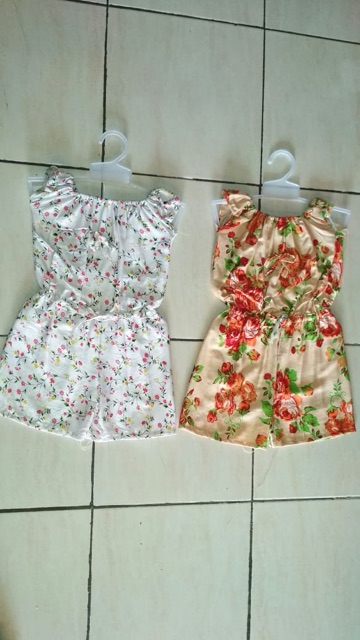 Pakaian anak dres
