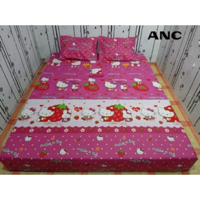 Sprei homemade motif karakter hello kitty