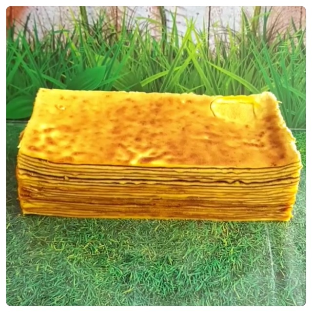 

Lapis legit premium kuning telur uk 10x20cm