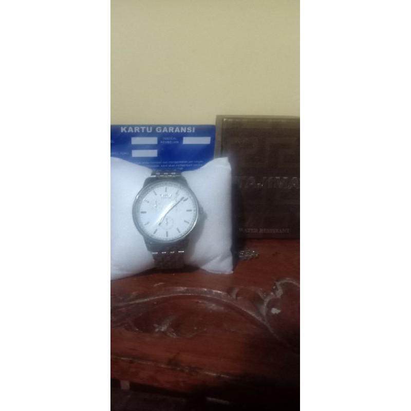 Jam tangan tajima
