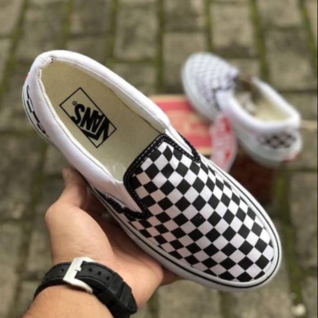 Sepatu vans slop