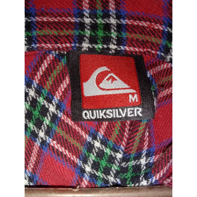 kemeja cewe merk Quiksilver