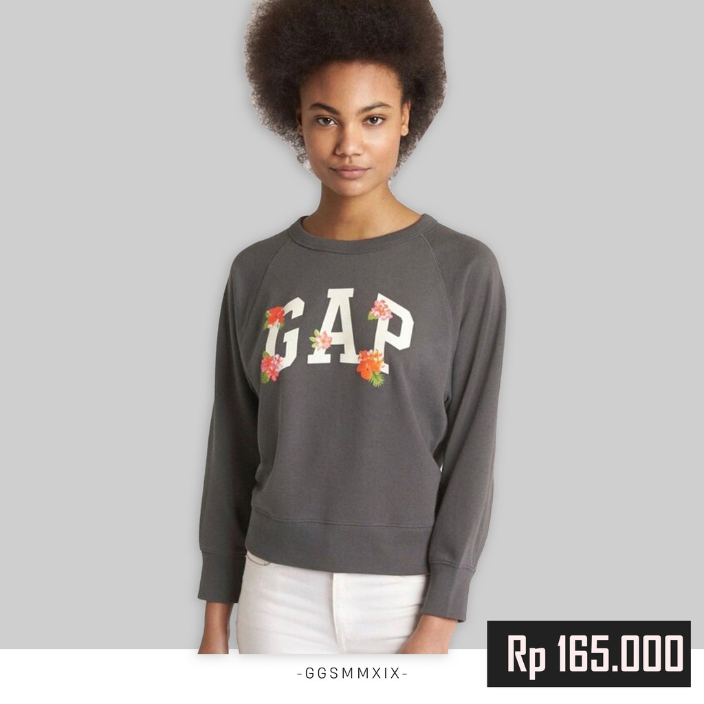 gap pullover sweatshirt