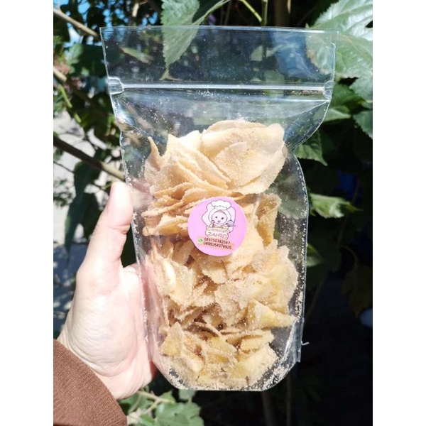 

KERIPIK PISANG GARLIC(BAWANG PUTIH)ASIN DAN PEDAS/MAKANAN/CEMILAN/JAJANAN/SNACK