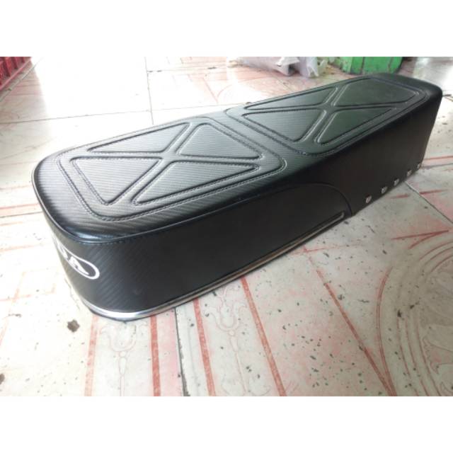 Jok CB glatik CB 100 CB125 karbon carbon