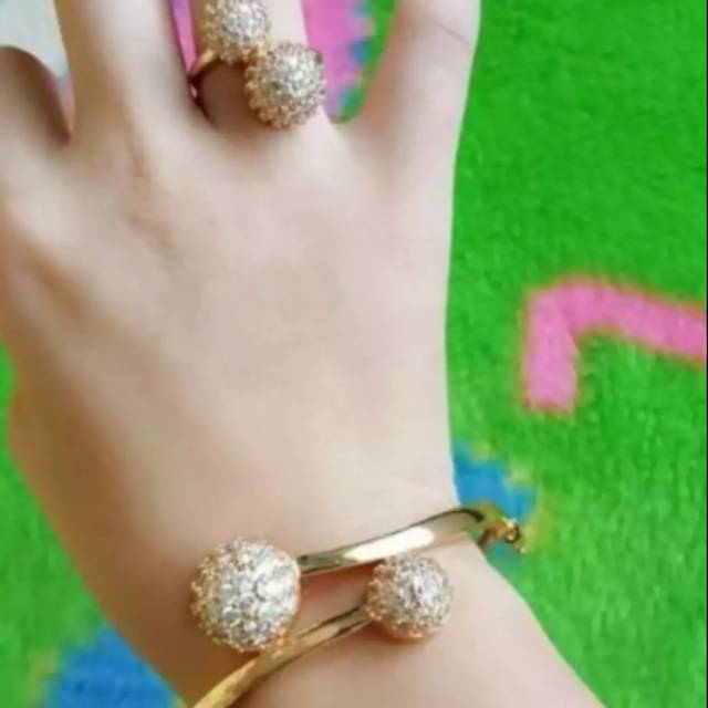 Cincin dan Gelang Zircon Bola tinju