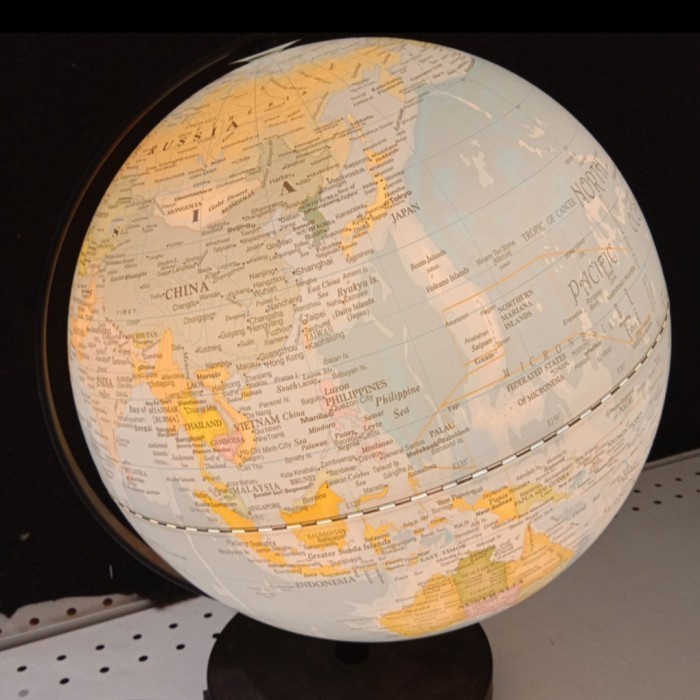 Globe mini 30Cm Dengan lampu/Peta dunia/Political map