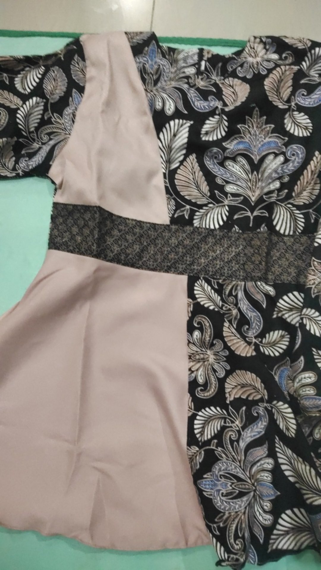 Atasan Batik Dolby Dolbi Dobby Doby Tenun Sutra Tulis Halus Katun Atbm Baron ,sarombit Atasan