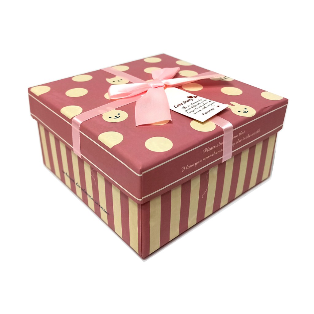 

Kotak kado / Kotak Hadiah / Gift Box H012-10-3 (Size M)