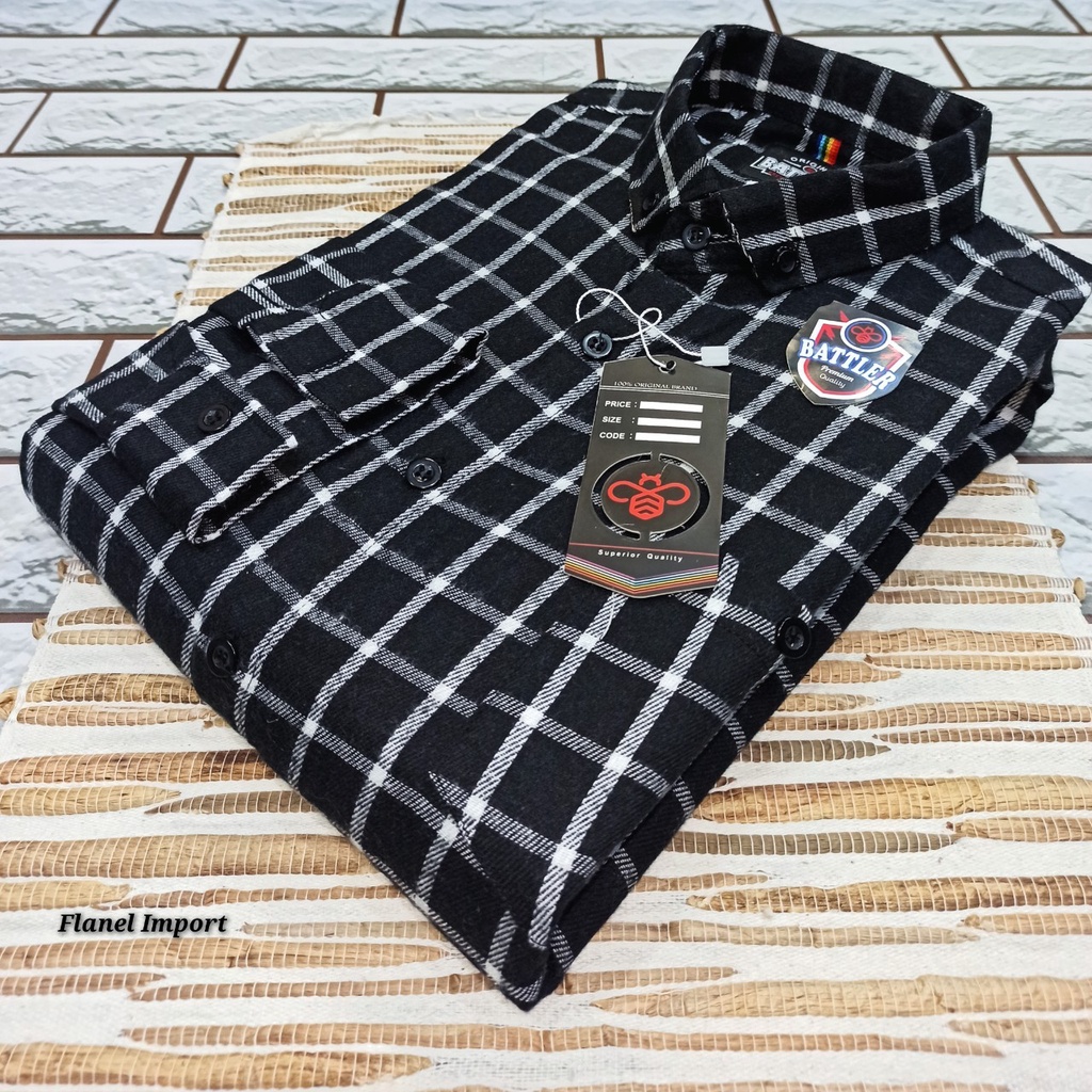 Kemeja flanel Distro pria lengan panjang model slimfit pria motif kotak biru list hitam