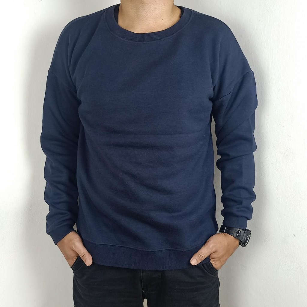 Crewneck biru dongker sweter basic biru dongker