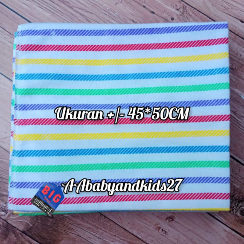 PRODUK TERBARU!!!ALAS OMPOL BAYI MODEL LOREK/SALUR Ukuran 45*50CM MERK FLOWER