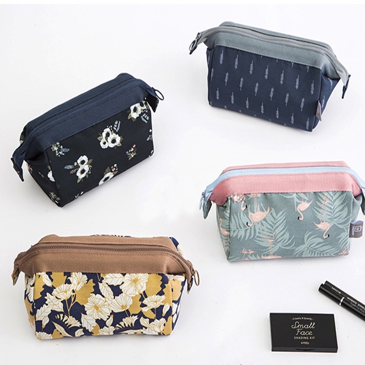Pouch Make Up Makeup Anti Air Waterproof Motif Flamingo