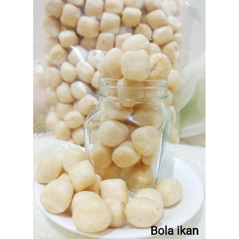 

Bola ikan 500g premium tidak amis/ snack ikan / kerupuk ikan